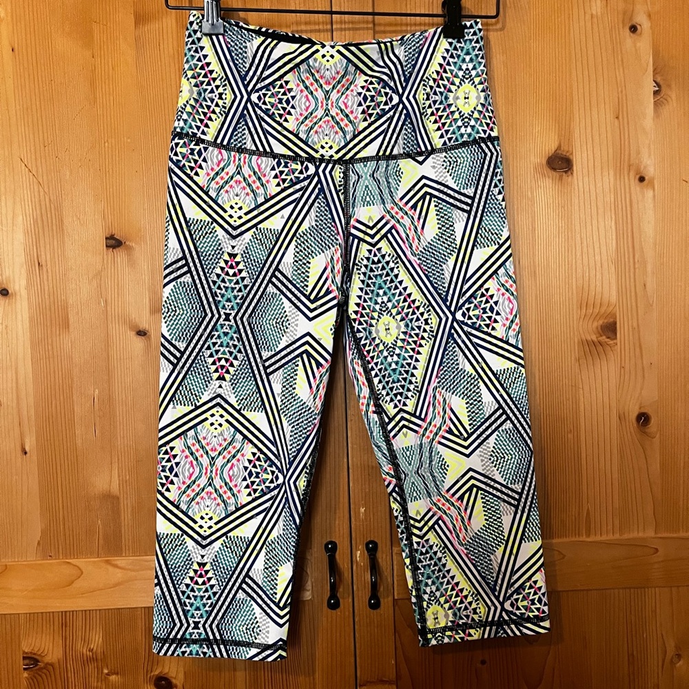 VS Sport crop leggings